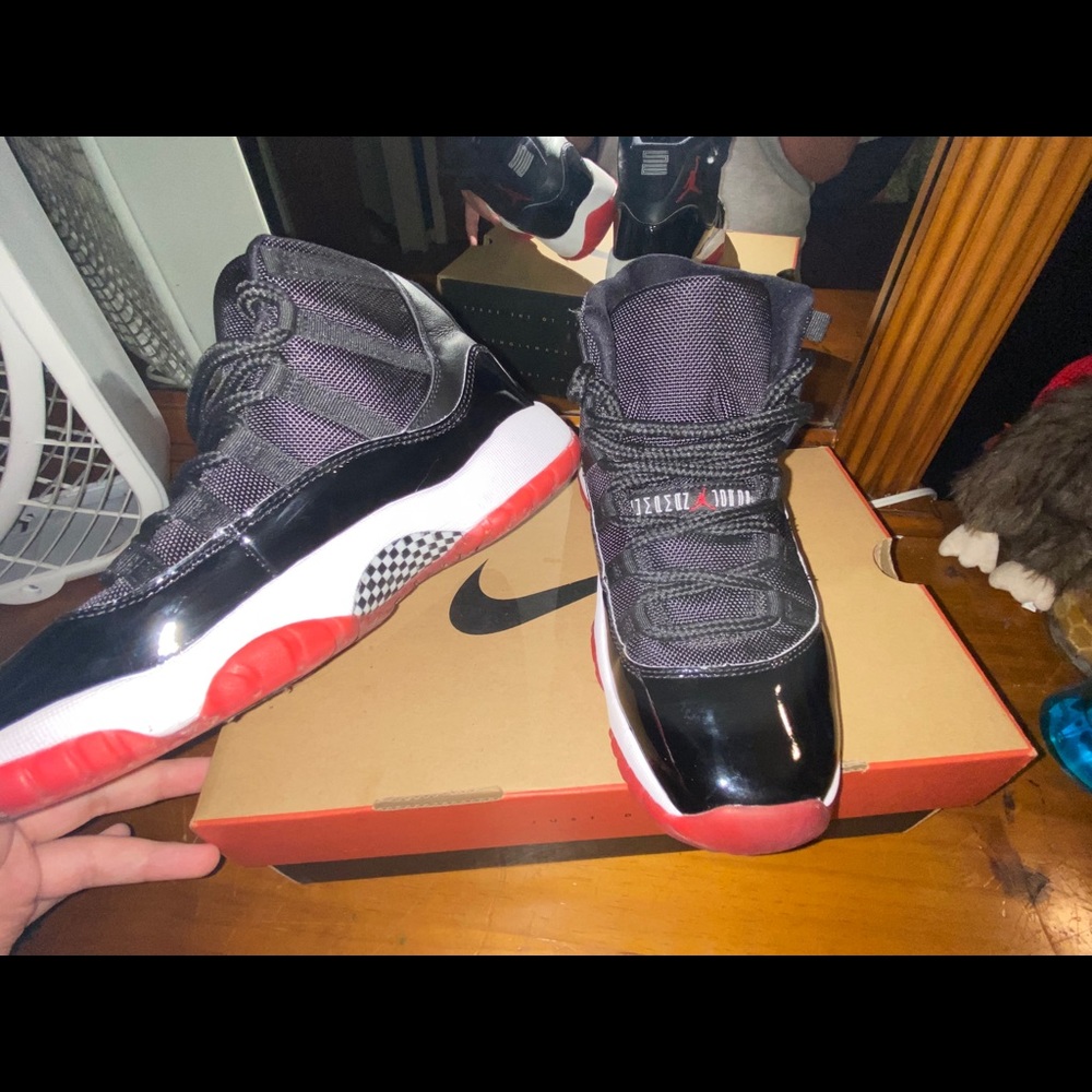 Jordan bred 11s